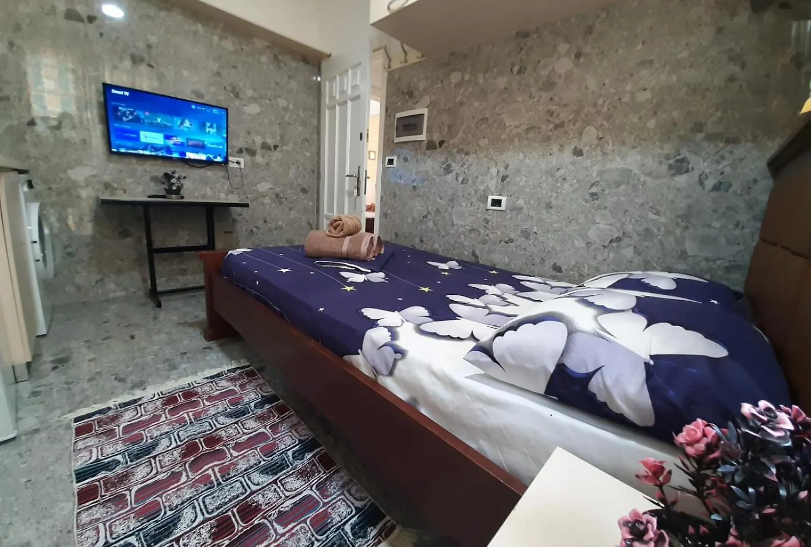 Lovely Apartment 12345 티라나 0*,
